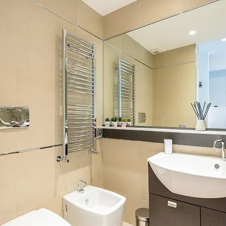 Apartamento Centro Di Lussuoso Loft Con Grande Balcone
